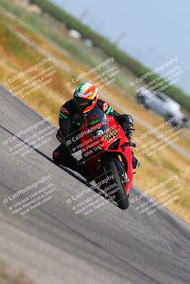 media/Apr-24-2023-Fastrack Riders (Mon) [[2ca7ef103c]]/Level 3/Session 1 (Sweeper)/